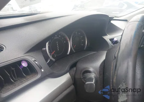 2010 Acura Tsx 2.4 from USA, damaged, VIN JH4CU2F67AC023847